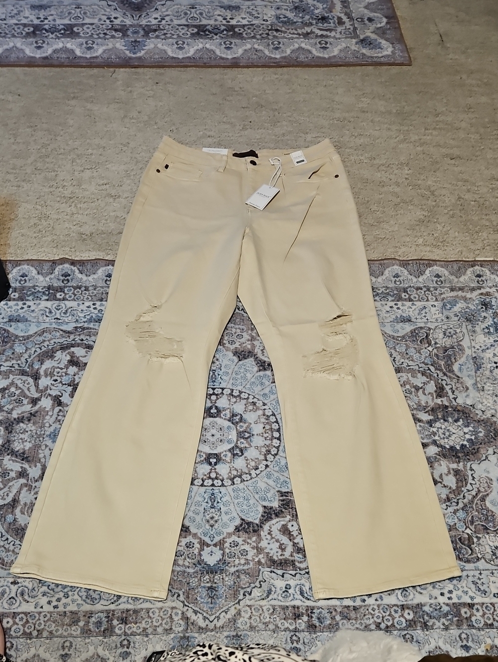 Judy Blue Light Beige Distressed Flared Jeans